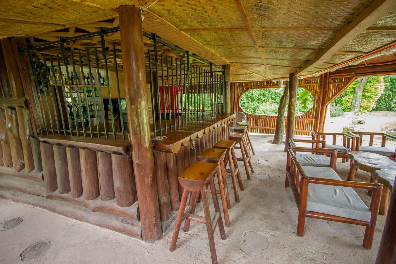 Bushenyi Tuzza Hotel מראה חיצוני תמונה