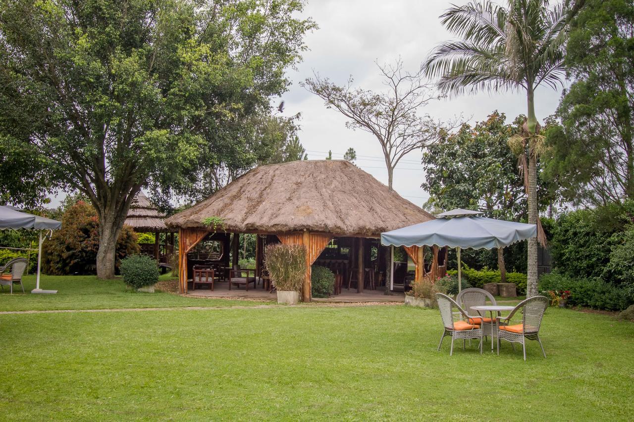 Bushenyi Tuzza Hotel מראה חיצוני תמונה